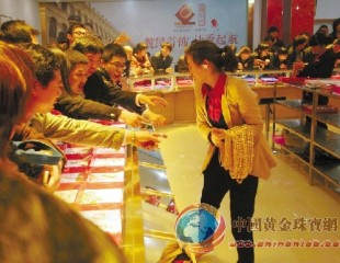 杭州許多金店的首飾被搶購一空 零售商到加工廠搶貨