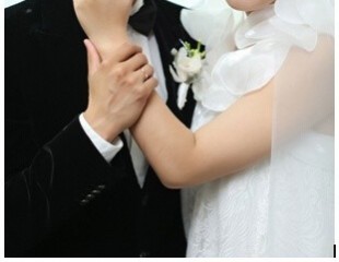 從明星婚戒選擇看珠寶行業發展新趨勢