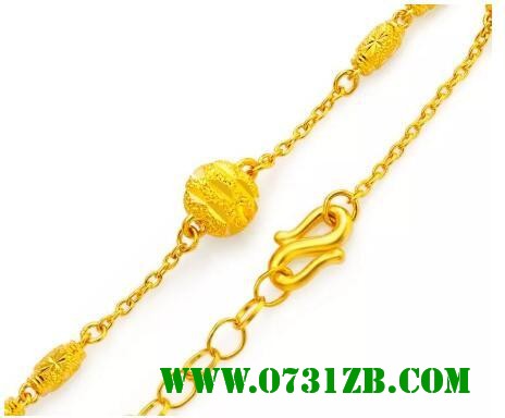 珠寶行業(yè)“亂像”叢生? 金飾掉色還被磁鐵吸附?孰真孰假告訴你