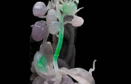 『百年好合——胡焱榮翡翠藝術(shù)展』暨捐贈儀式