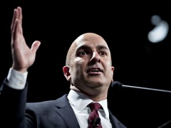 美聯儲最大鷹派警告！核心通脹加速“無法暫停加息” 多國央行聯決出擊 黃金、白銀全挫低