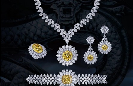 Mouawad（懋琬）推出 Dragon 和 Regina 高級珠寶系列：54.21ct鮮彩黃鉆，54.03ct哥倫比亞