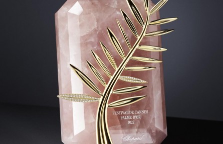蕭邦珠寶公布第75屆戛納電影節(jié)金棕櫚獎(jiǎng)杯:玫瑰石英、18k金、鉆  石