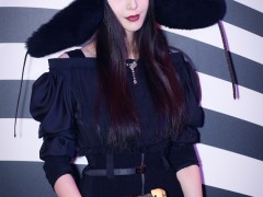 范冰冰佩戴戴比爾斯出席Vogue十一周年慶典