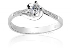 謝娜結婚鉆戒引爆心形鉆戒消費市場