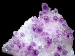 水晶飾品的真偽辨識