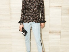 白百何佩戴香奈兒珠寶亮相中國電影導演協(xié)會年度盛典