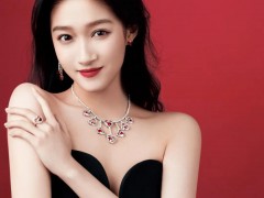斐登攜手中國PRETTY WOMAN代言人關曉彤演繹全新珠寶系列