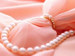 如何挑選珍珠項(xiàng)鏈?珍珠項(xiàng)鏈有哪幾種?