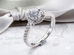 兩克拉鉆戒多少錢?影響兩克拉鉆戒價格的主要原因