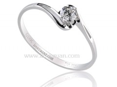 哪個是正確的周大福鉆戒官方網站?