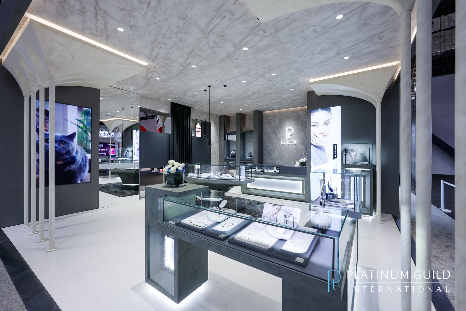 C:\Users\lenovo\Desktop\4.13新聞稿\4.2023「鉑金時刻」系列新品.jpg4.2023「鉑金時刻」系列新品