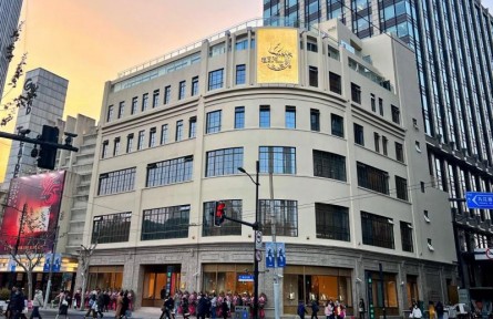 天然鉆石協(xié)會(huì)攜手百年珠寶品牌老鳳祥 守護(hù)天然鉆石夢(mèng)