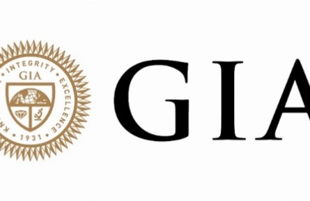 寶石鑒定權(quán)威機(jī)構(gòu)GIA革新實(shí)驗(yàn)室培育鉆石分級標(biāo)準(zhǔn) 停止沿用4Cs分級體系 明確劃分與天然鉆石的區(qū)分體系